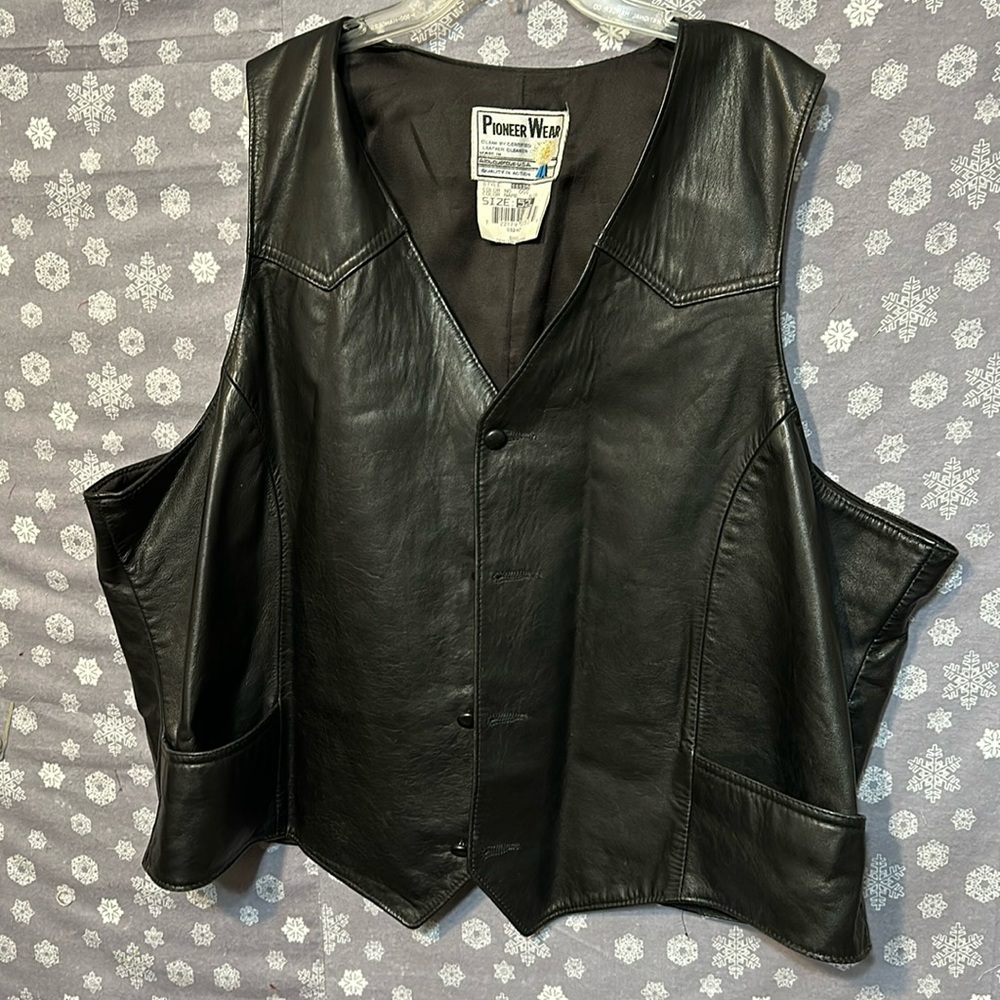 Men’s leather vest. Made in the USA